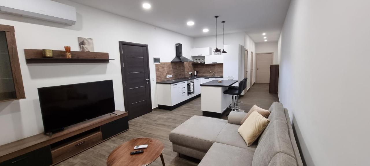 Enjoy And Relax Apartment Mosta Exterior photo